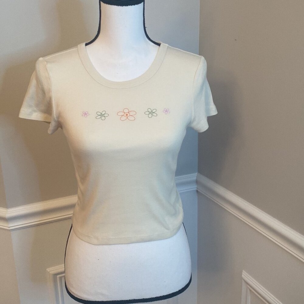 American Eagle Babydoll Tee Size Medium